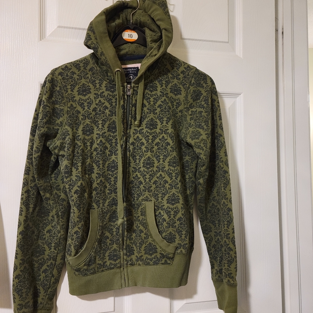 Patterned hoodie